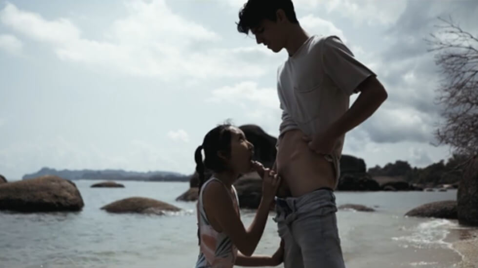 gc华裔美女博主与男友的性爱日记-我在海滩上用她的乳头